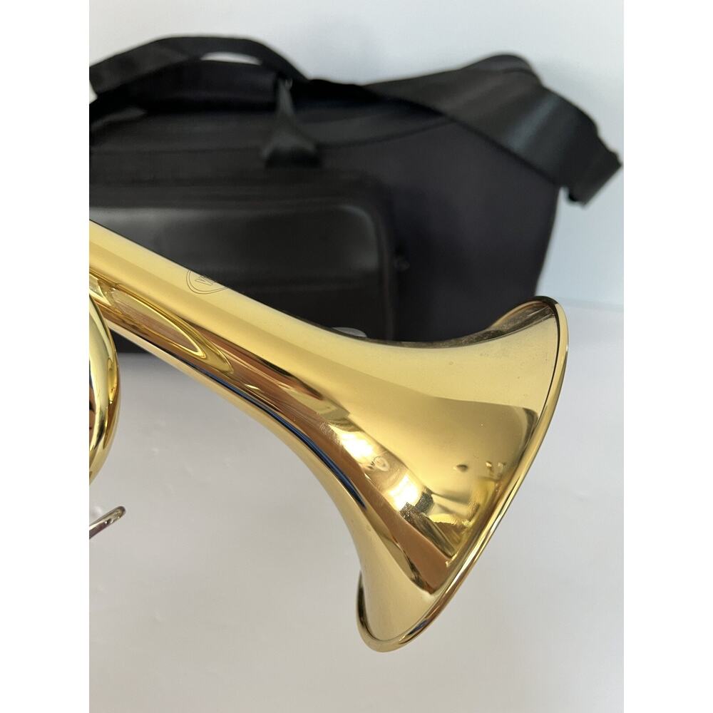 Verve TRV-100 Trumpet With Black Hard Nylon Case - Picture 6 of 16